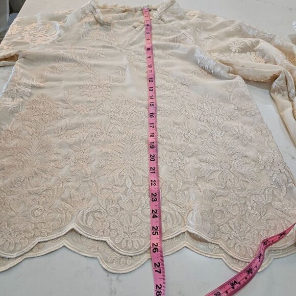 Soft Surroundings Small Floral Embroidered Jacquard Blouse Ivory Semi Sheer EUC! - Picture 11 of 12